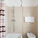 With Parking Space Muline, - 8521 Appartement *