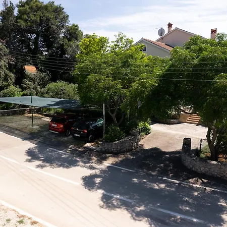 With Parking Space Muline, Ugljan - 8521 Apartman Ugljan