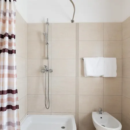 With Parking Space Muline, - 8521 Apartament *
