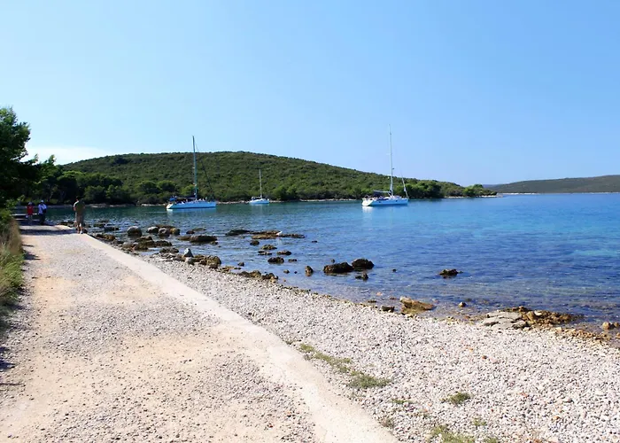 With Parking Space Muline, Ugljan - 8521 *