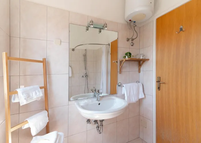 With Parking Space Muline, Ugljan - 8521 Ugljan